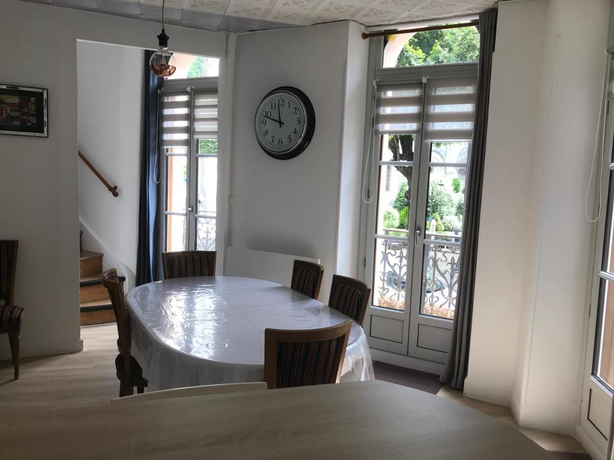 Bel Appartement Bagneres De Luchon Centre Екстер'єр фото